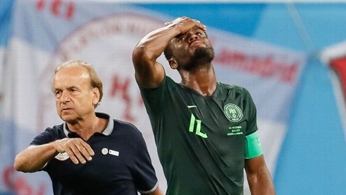 Rohr with Mikel during the 2018 Fifa World Cup in Russia