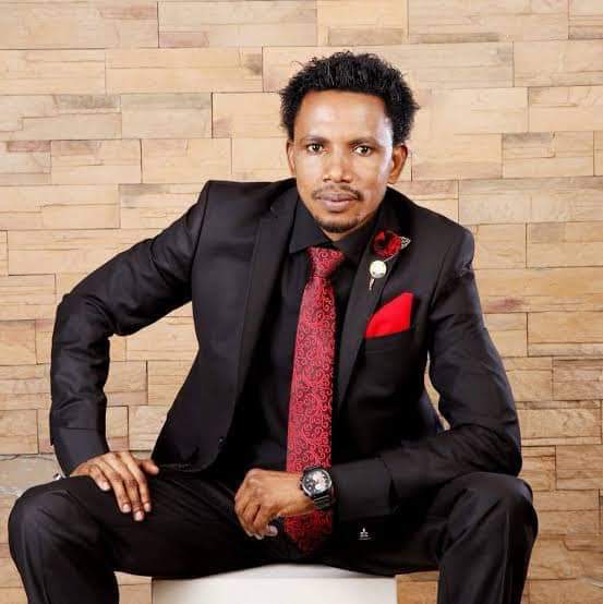 elisha abbo slapping senator