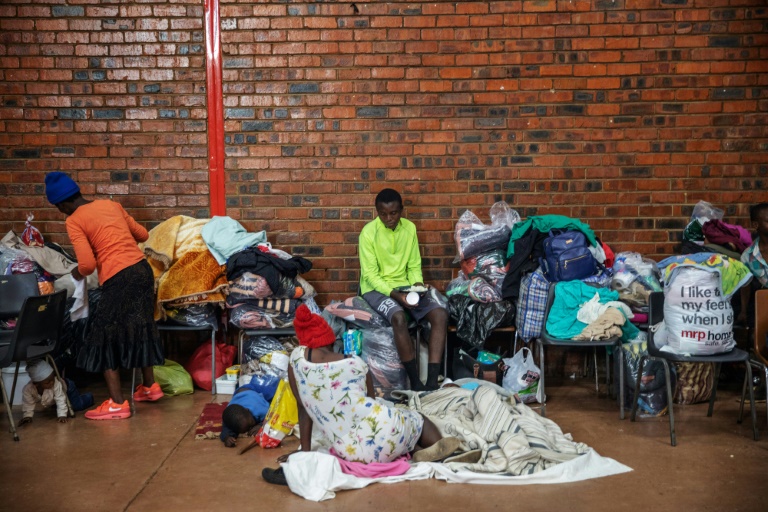 foreigners flee safrica xenophobia attacks