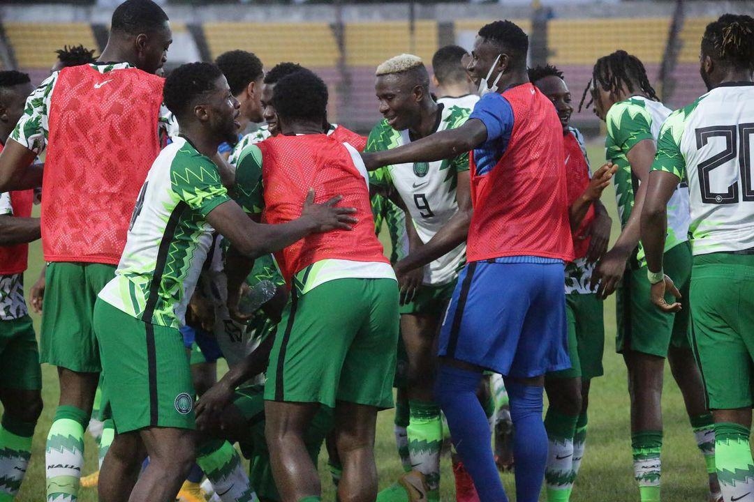 Paul Onuachu mobbed by his Super Eagles teammate after his late winner against the Squirrels on Saturday